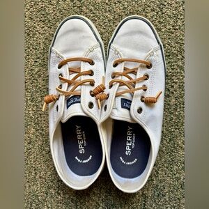 Sperry Women’s White Canvas Boat Shoes